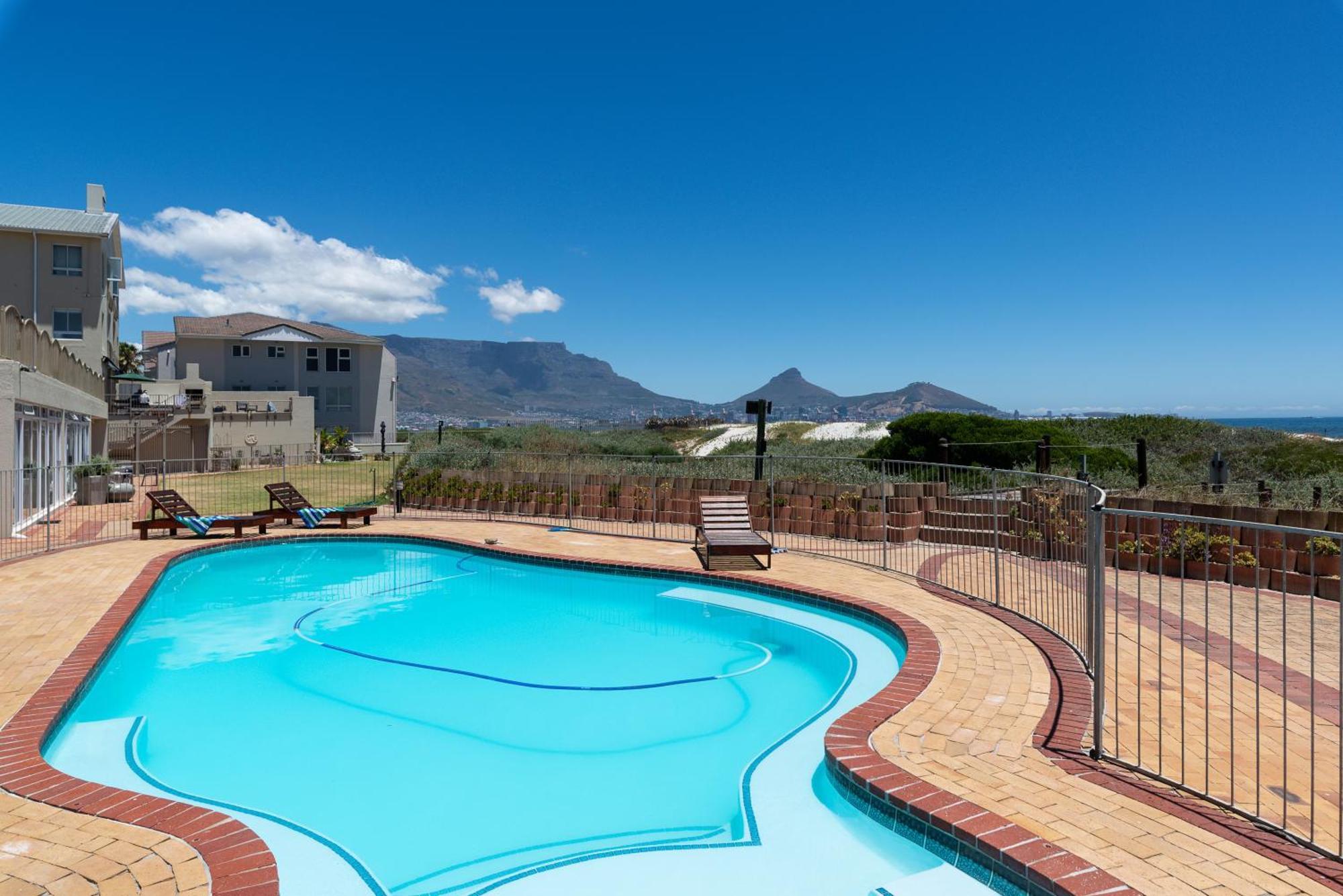 Lagoon Penthouse Apartment Cape Town
