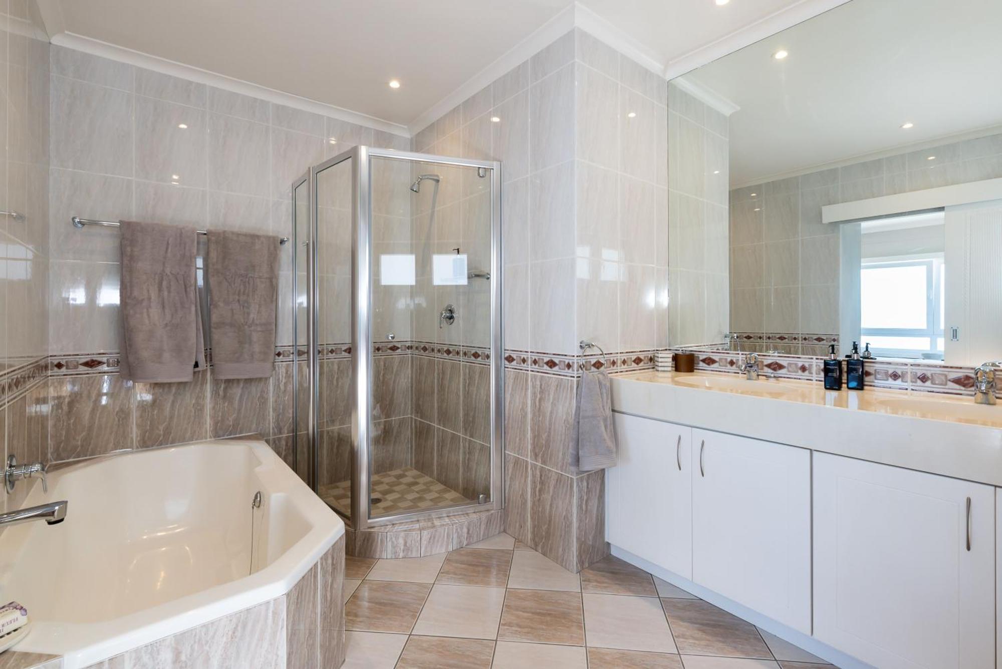 Lagoon Penthouse Apartamento *